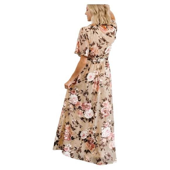 Baltic Born Custom Dresses Uma Velvet Maxi Dress in Floral Shimmer Size Small - Picture 3 of 9